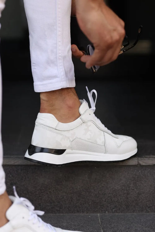 So- Fehér, bőr, álcázás részletes sportférék cipője