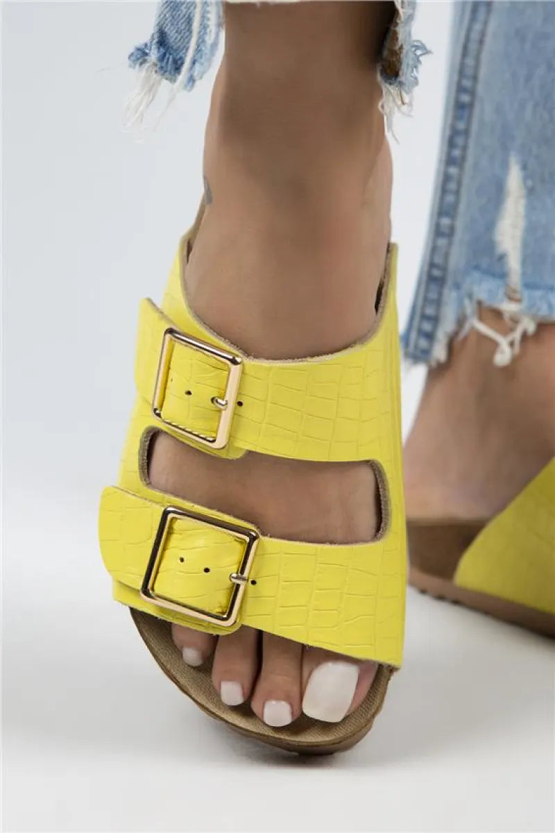 Mj- croco kadın hakiki deri çift tokalı crocodile sarı terlik / women > shoes >