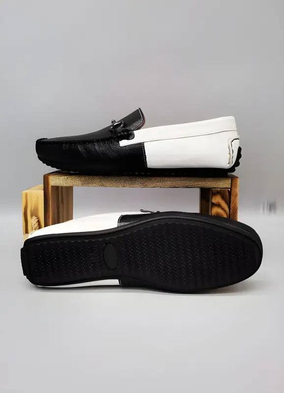 Cs- 10 Men’S Shoes - 3521 - Black / White - Man > Loafer.