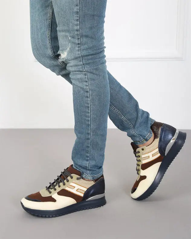 Cs- 8000- Men’S Shoes- 596 - White / Brown - Man > Shoes Sneakers.