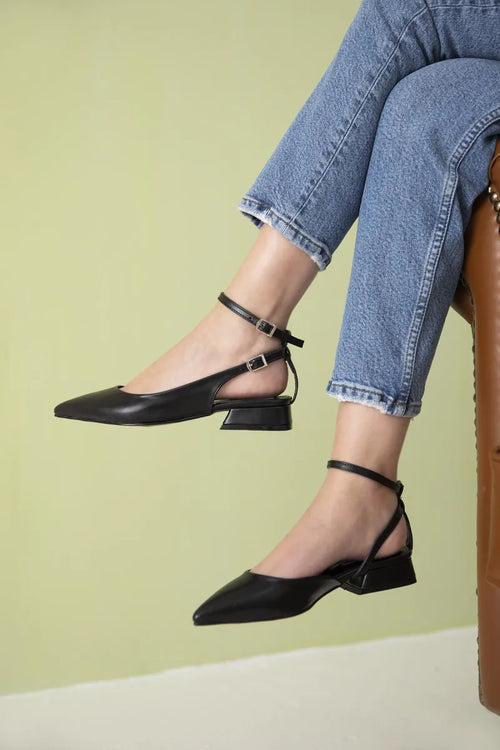 St- Edel Kadın Topuklu Deri Ayakkabı Siyah