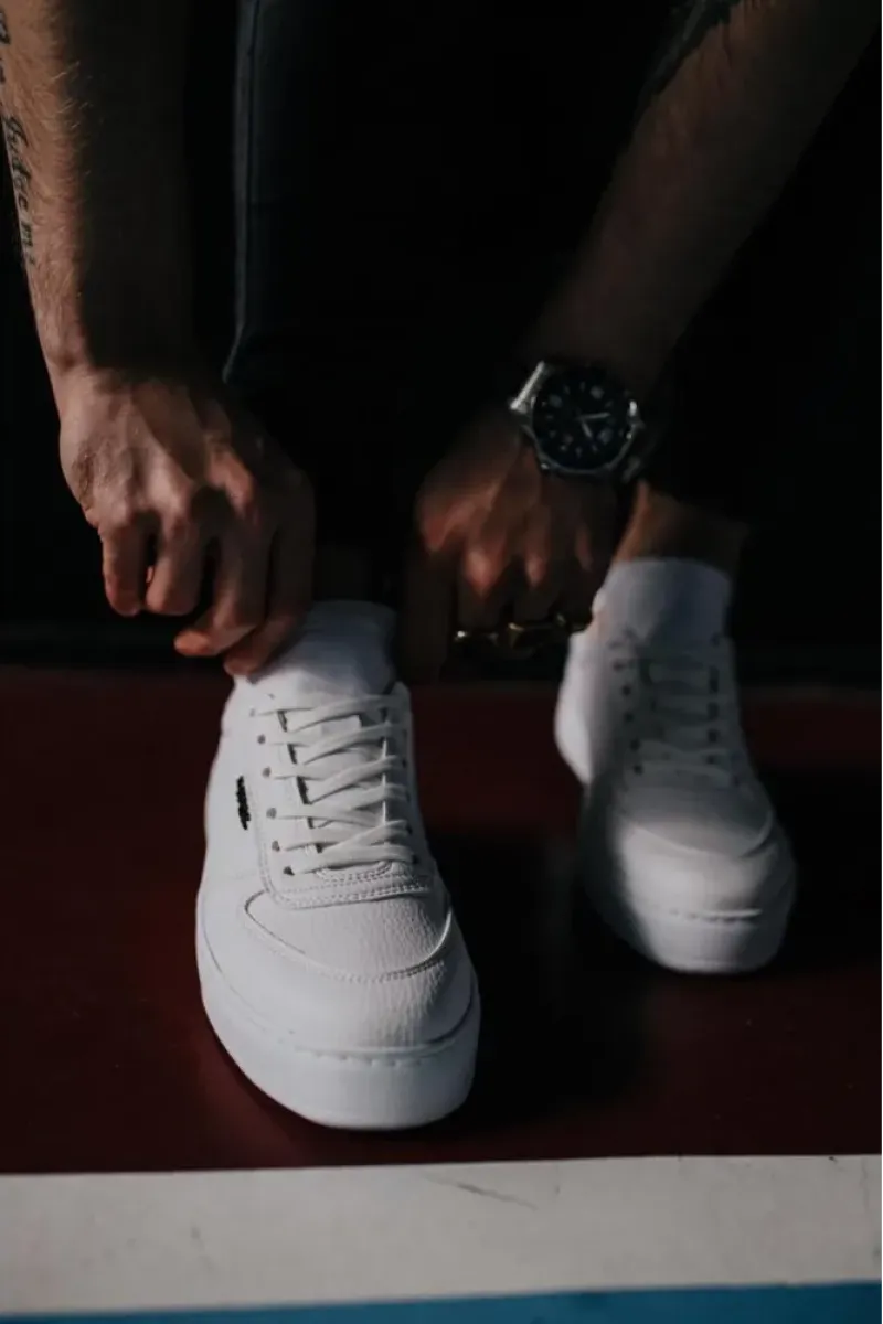 Kn- günlük ayakkabı 666 beyaz / man > shoes > sneakers
