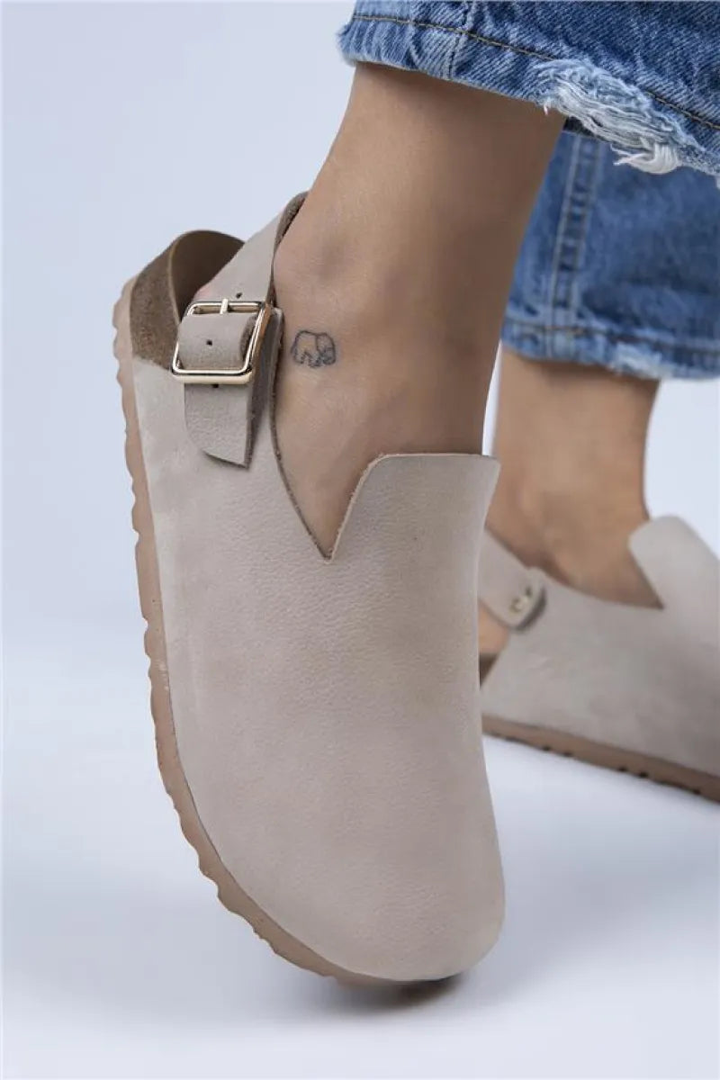 Mj- holly kadın hakiki deri kemerli tokalı bej - gold sandalet / women > shoes >