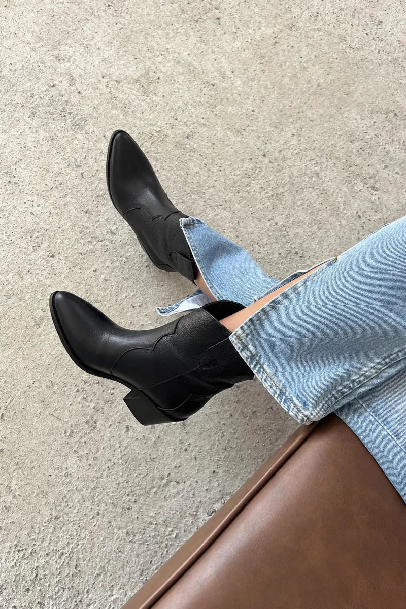 St- jenson kadın hakiki deri topuklu deri bot siyah / women > shoes > boots