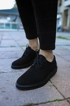 Black Suede / 40