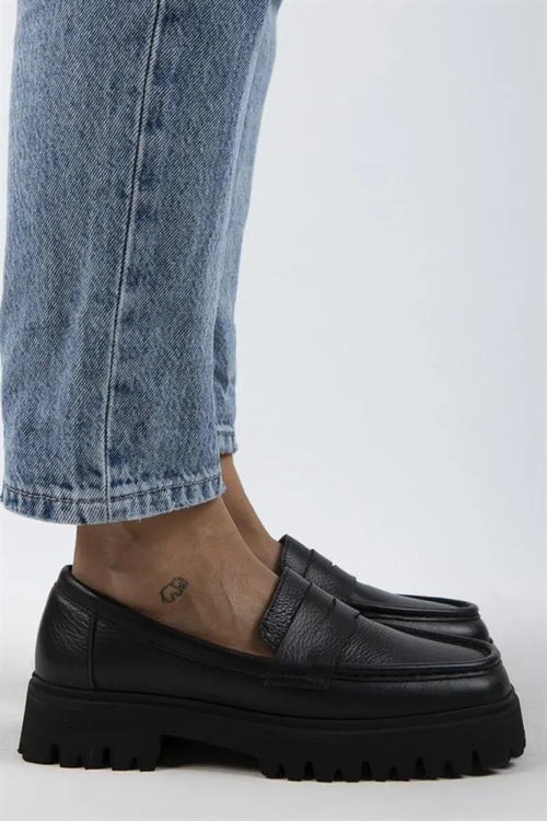 Mj- Cepmen Kadın Deri Köşeli Hakiki Deri Loafer Siyah Ayakkabı