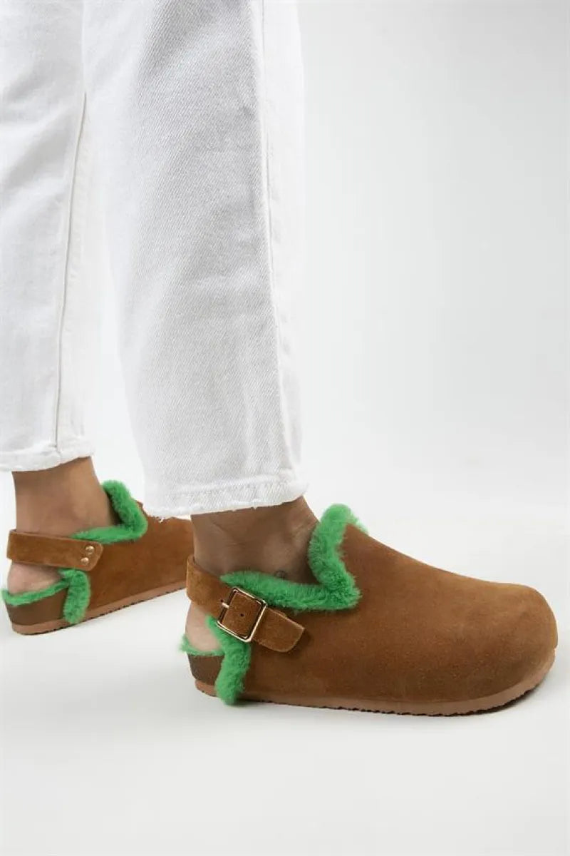 Mj- holly kürklü kadın hakiki deri kemerli tokalı taba- yeşil sandalet