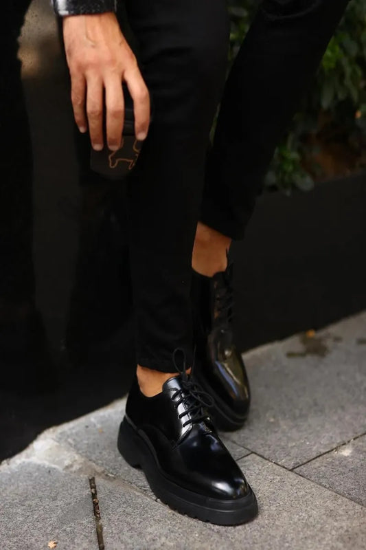 So- siyah deri bağcıklı erkek ayakkabı
