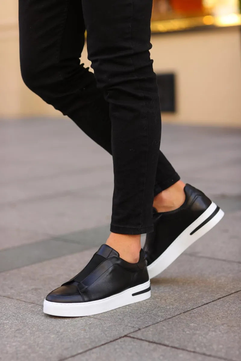 So- siyah deri bağcıksız erkek sneakers