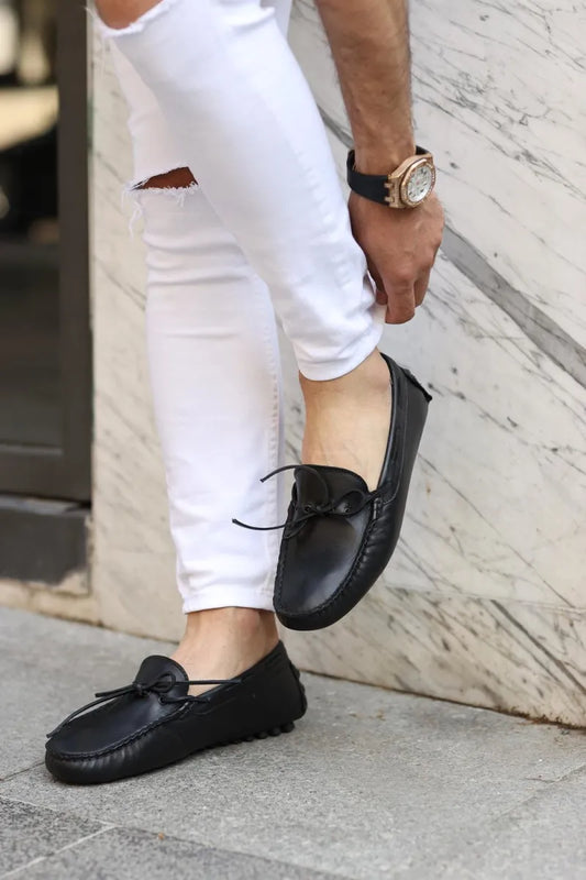 So- siyah deri erkek ayakkabı