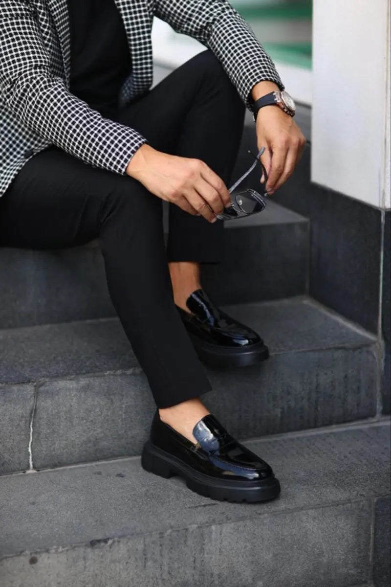 So- siyah rugan yüksek taban erkek klasik ayakkabı