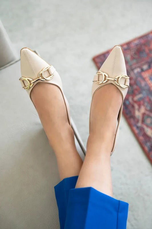 St- Suzi Kadın Toka Detay Deri Ayakkabı Bej